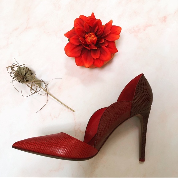 VALENTINO GARAVANI Scalloped Red/Burgundy Pumps 39 - Picture 7 of 7